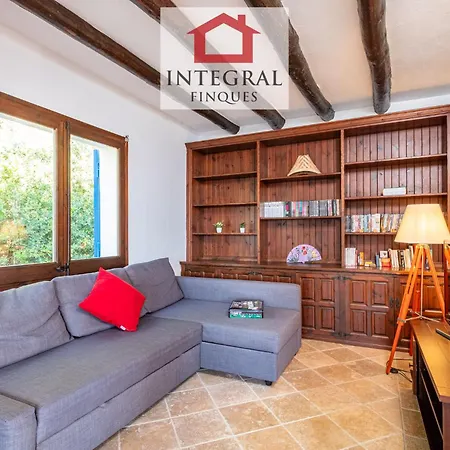 Les Lutins - House With Infinity Pool